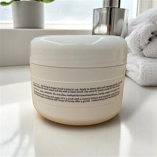 Étiquette du produit avec instructions et ingrédients visibles