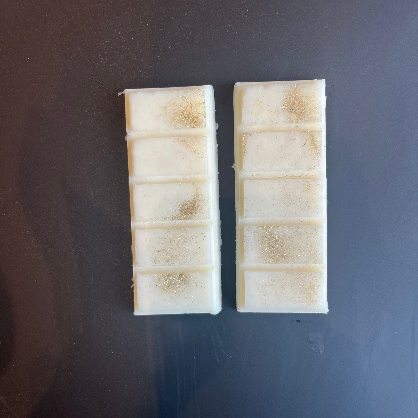 fondant-oasis-dakhla-tablettes-sorties-du-sachet-parfum-lavande-cannelle-micra-doree