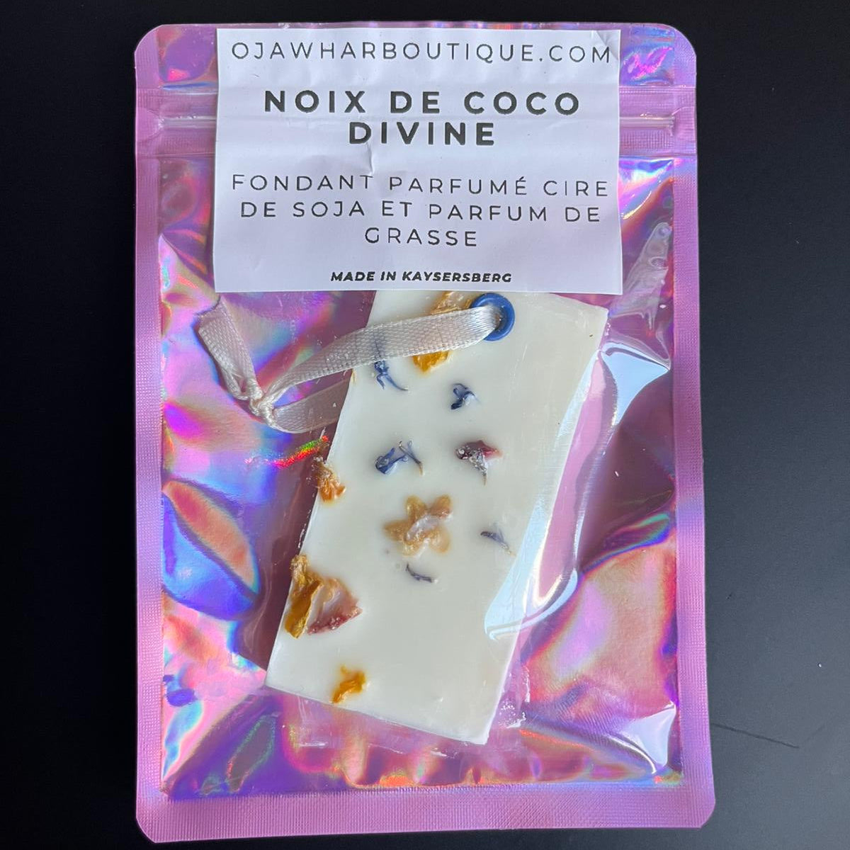 Sachet du fondant suspension Noix de Coco Divine, cire de soja naturelle, parfum de Grasse, fabrication artisanale à Kaysersberg.