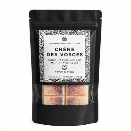 Fondants parfumés Chêne des Vosges O’JAWHAR en sachet noir avec cire de soja et parfum de Grasse sur fond blanc
Photo tablettes