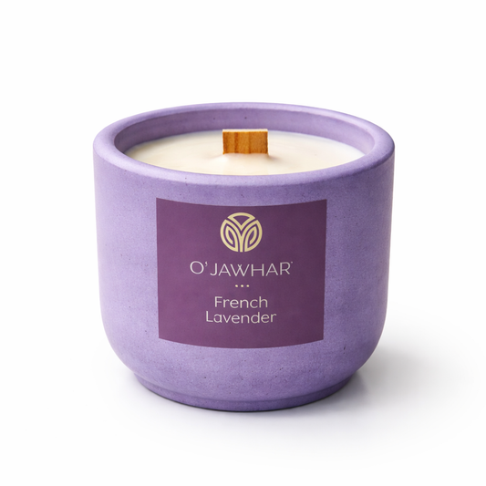 Bougie parfumée lavande en béton artisanale - cire de soja & mèche bois